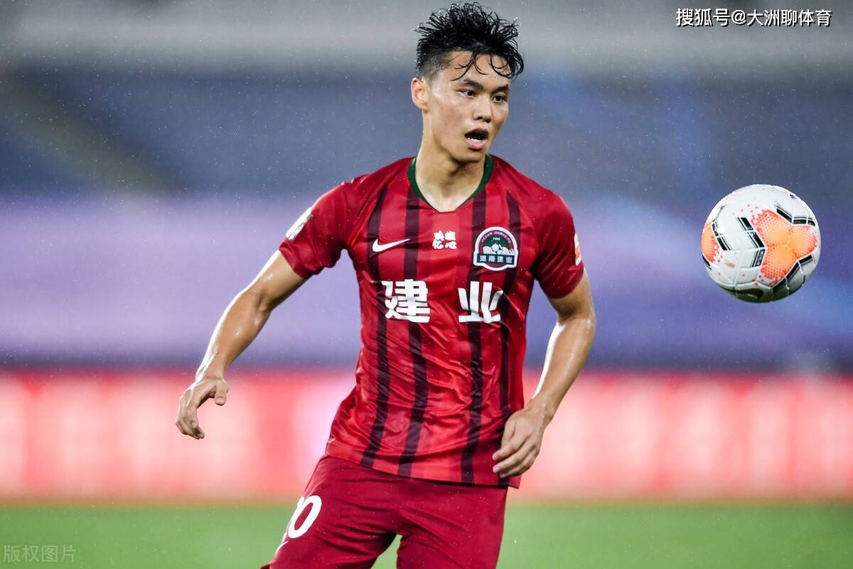 河南建业球员人员组合调整，战术变化引发关注的简单介绍